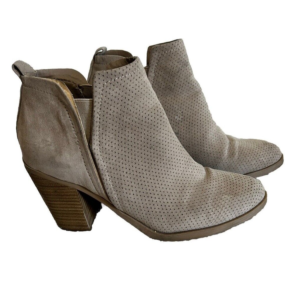 Universal Thread Size 8 Taupe Microsuede Avalyn L… - image 1